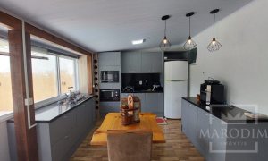 Sítio com 180m², 3 dormitórios, Nao suíte, 2 vagas, no bairro Interior Comunidade em Marau