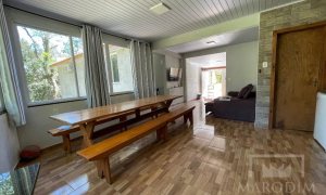 Sítio com 180m², 3 dormitórios, Nao suíte, 2 vagas, no bairro Interior Comunidade em Marau