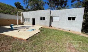 Sítio com 180m², 3 dormitórios, Nao suíte, 2 vagas, no bairro Interior Comunidade em Marau