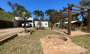 Sítio com 180m², 3 dormitórios, Nao suíte, 2 vagas, no bairro Interior Comunidade em Marau