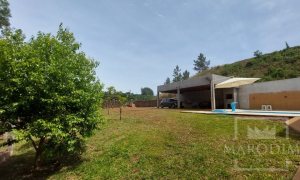 Sítio com 180m², 3 dormitórios, Nao suíte, 2 vagas, no bairro Interior Comunidade em Marau