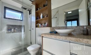 Apartamento com 79m², 2 dormitórios, Sim suíte, 2 vagas, no bairro Loteamento Santin em Marau