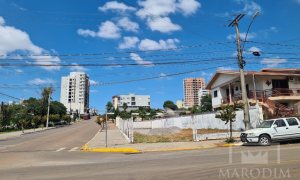 Terreno com 274m², Nao suíte, no bairro Centro em Marau