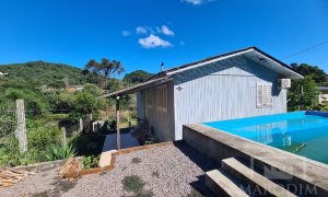 Casa com 63m², 2 dormitórios, Nao suíte, no bairro Gruta do Rio Marau em Marau