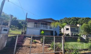 Casa com 63m², 2 dormitórios, Nao suíte, no bairro Gruta do Rio Marau em Marau