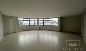 Salas/Conjuntos com 92m², Nao suíte, no bairro VIla Borges em Marau