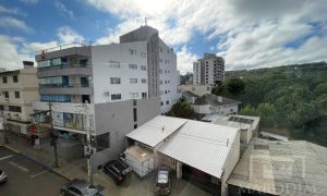 Salas/Conjuntos com 36m², Nao suíte, no bairro Centro em Marau