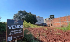 Terreno com 623m², Nao suíte, no bairro Jardim do Sol em Marau