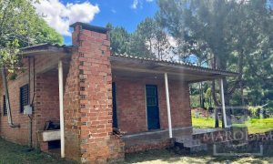 Sítio com 70m², 2 dormitórios, Nao suíte, no bairro Interior em Marau