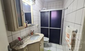 Apartamento com 78m², 2 dormitórios, Nao suíte, 1 vaga, no bairro Centro em Marau