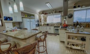 Cobertura com 215m², 3 dormitórios, Sim suíte, 1 vaga, no bairro Centro em Marau