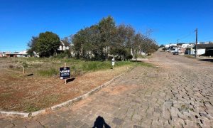 Terreno com 314m², Nao suíte, no bairro Loteamento Bem Viver ll em Marau