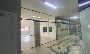 Salas/Conjuntos com 52m², Nao suíte, no bairro Centro em Marau