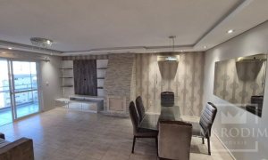 Apartamento com 111m², 3 dormitórios, Sim suíte, 1 vaga, no bairro Centro em Marau