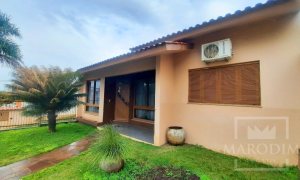 Casa com 184m², 4 dormitórios, Nao suíte, 3 vagas, no bairro Bosque em Marau