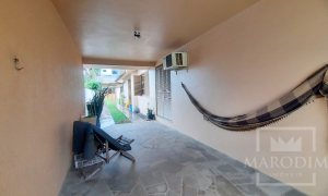 Casa com 184m², 4 dormitórios, Nao suíte, 3 vagas, no bairro Bosque em Marau