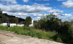 Terreno com 338m², Nao suíte, no bairro Loteamento Santin em Marau