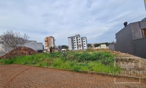 Terreno com 350m², Nao suíte, no bairro Loteamento Santin em Marau