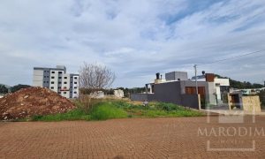 Terreno com 350m², Nao suíte, no bairro Loteamento Santin em Marau