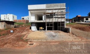 Casa com 130m², 3 dormitórios, Sim suíte, 2 vagas, no bairro Santa Lucia em Marau