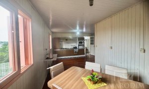 Casa com 180m², 4 dormitórios, Nao suíte, 2 vagas, no bairro Santa Lucia em Marau