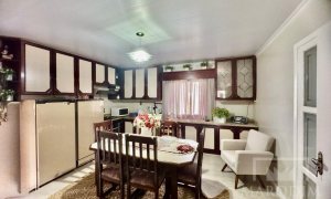 Casa com 240m², 4 dormitórios, Nao suíte, no bairro Santa Lucia em Marau