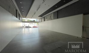 Loja com 404m², Nao suíte, no bairro Centro em Marau