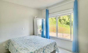 Casa com 52m², 2 dormitórios, Nao suíte, 1 vaga, no bairro Jardim Dourado em Marau