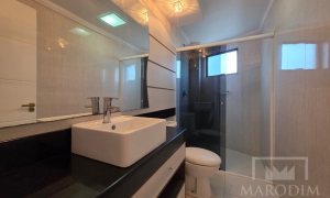 Cobertura com 240m², 3 dormitórios, Nao suíte, 2 vagas, no bairro Centro em Marau