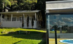 Sítio com 240m², 3 dormitórios, Nao suíte, no bairro Interior em Marau