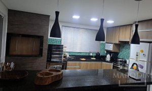 Sítio com 210m², 2 dormitórios, Nao suíte, 2 vagas, no bairro Barragem Capingui em Marau