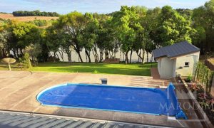 Sítio com 210m², 2 dormitórios, Nao suíte, 2 vagas, no bairro Barragem Capingui em Marau