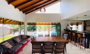 Sítio com 210m², 2 dormitórios, Nao suíte, 2 vagas, no bairro Barragem Capingui em Marau