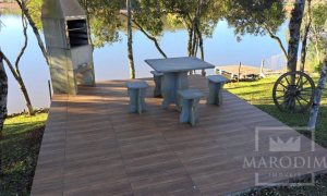 Sítio com 210m², 2 dormitórios, Nao suíte, 2 vagas, no bairro Barragem Capingui em Marau