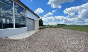 Pavilhão com 300m², Nao suíte, no bairro Distrito Industrial em Marau