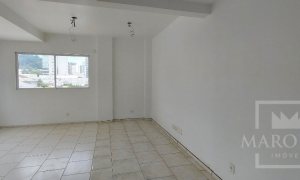 Salas/Conjuntos com 62m², Nao suíte, no bairro Centro em Marau
