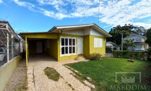 Casa com 130m², 5 dormitórios, Nao suíte, 2 vagas, no bairro Bosque em Marau