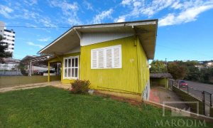 Casa com 130m², 5 dormitórios, Nao suíte, 2 vagas, no bairro Bosque em Marau