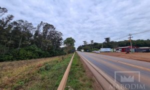 Área com 10977m², Nao suíte, no bairro Borges de Medeiros em Marau