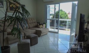 Casa com 274m², 3 dormitórios, Sim suíte, 2 vagas, no bairro Jardim do Sol em Marau