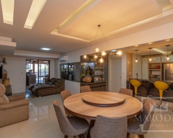 Apartamento com 334m², 3 dormitórios, Sim suíte, 2 vagas, no bairro Centro em Marau