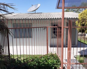 Casa com 60m², 2 dormitórios, Nao suíte, 1 vaga, no bairro Alberto Borella em Marau