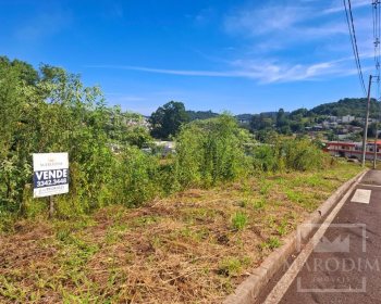 Terreno com 300m², Nao suíte, no bairro Jardim Dourado em Marau
