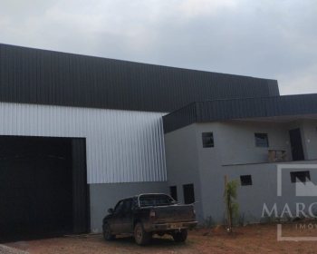 Pavilhão com 1000m², Nao suíte, no bairro Distrito Industrial em Marau