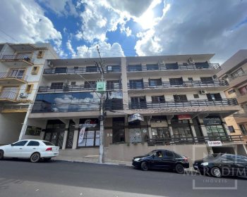 Apartamento com 115m², 3 dormitórios, Nao suíte, 1 vaga, no bairro Centro em Marau