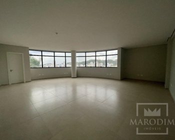 Salas/Conjuntos com 66m², Nao suíte, no bairro VIla Borges em Marau
