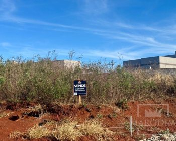Terreno com 558m², Nao suíte, no bairro Loteamento Villa Bella em Marau