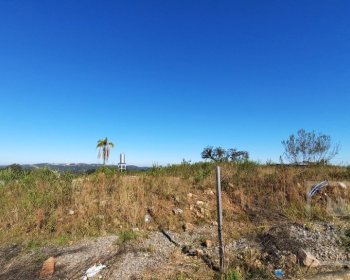 Terreno com 451m², Nao suíte, no bairro Loteamento Altos da Montanha em Marau