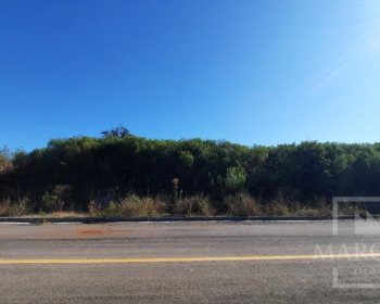 Terreno com 808m², Nao suíte, no bairro Centro em Marau