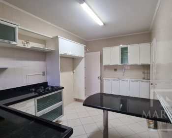 Apartamento com 107m², 3 dormitórios, Sim suíte, 1 vaga, no bairro Centro em Marau